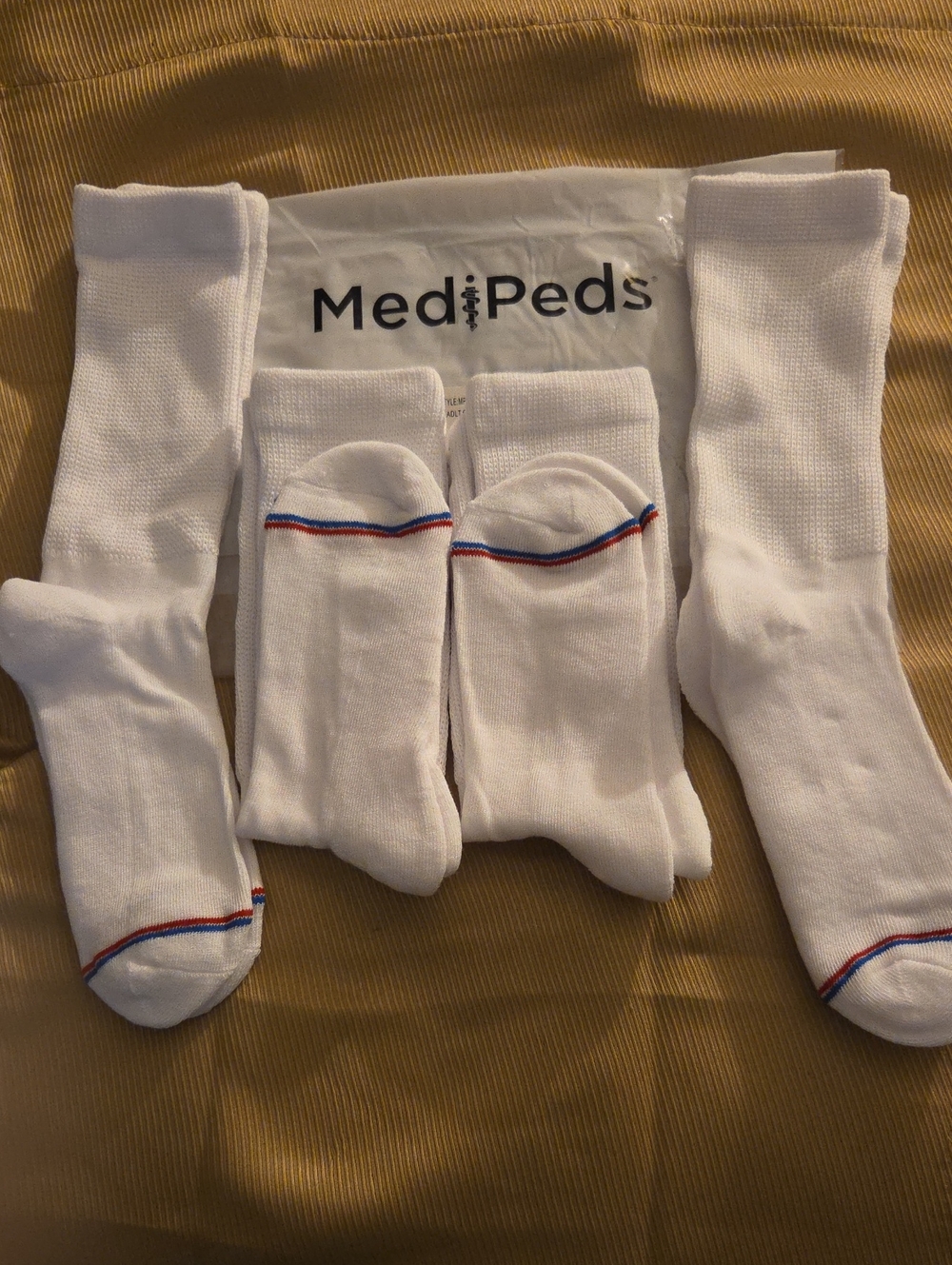 MediPeds diabetic Socks 4-pack